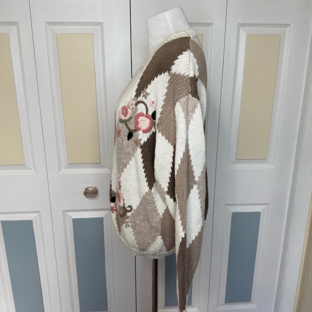 MILANO DESIGN GROUP Cardigan Womens Size M Argyle Floral Button Front Vintage - Picture 9 of 10